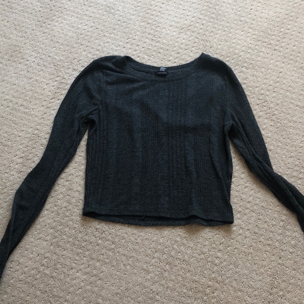 cute olive green cropped shirt